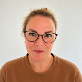 Nina H. Larsen